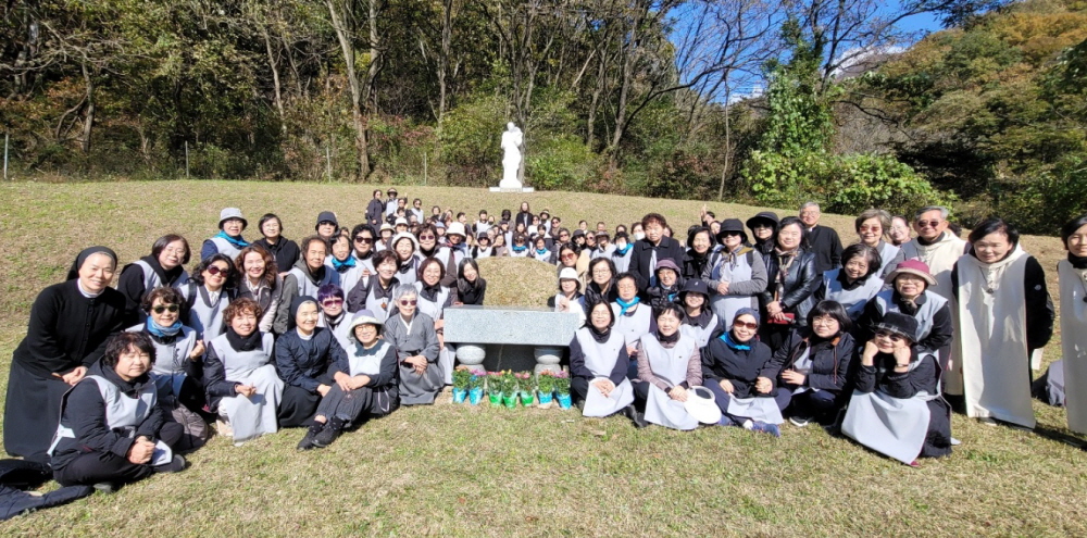 묘소순례 전체.jpg